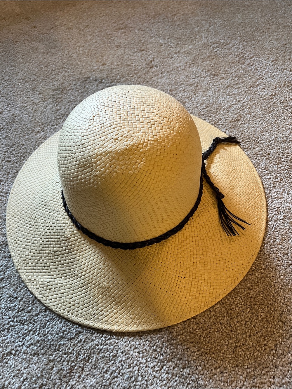 San Diego Hat Co Straw Wide-Brim Sun Hat with Black Braided Band. New.
